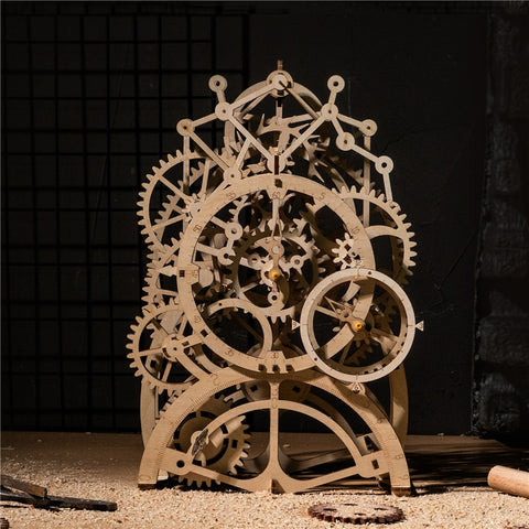 Robotime DIY Wooden Vintage Desk Pendulum Clock Decoration